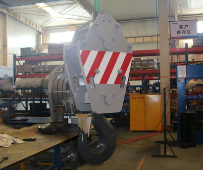 truck crane hook