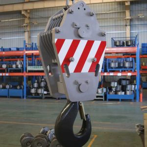 Tower crane hook
