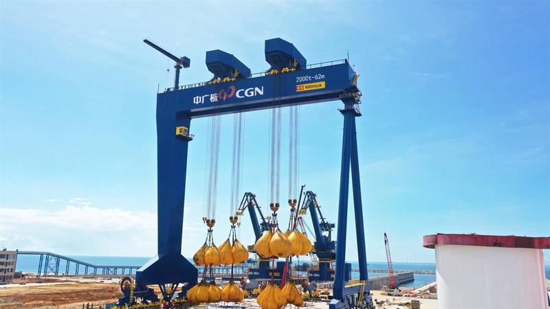 Offshore crane hook anti-corrosion