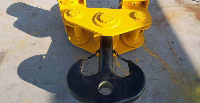 what is a forged crane hook