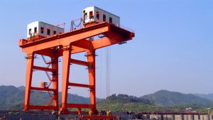 ship to shore (STS) crane