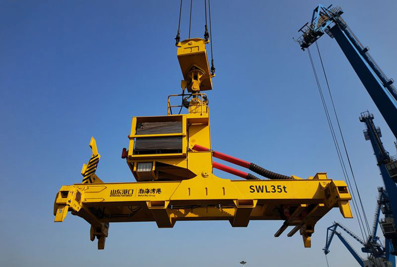 container spreader size standards