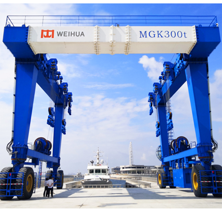 Rubber Tyred Gantry (RTG) Cranes