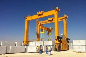 Rubber-Tired Gantry Crane