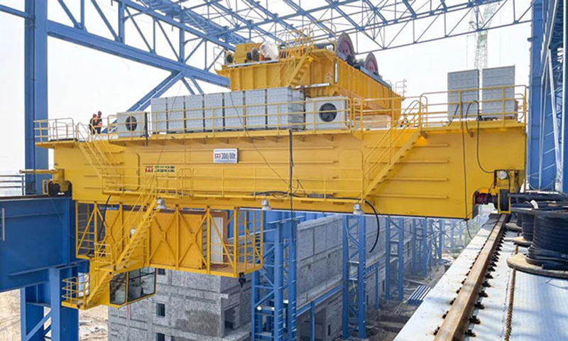 Metallurgical Double Girder Overhead Crane for Molten Metal Lifting in Foundry