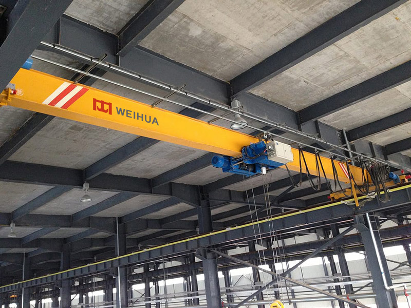 Explosion-proof overhead travelling crane for chemical industry