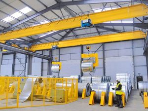 Low-Headroom Overhead Crane