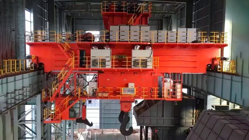 320t casting crane for a steel project in Weihua