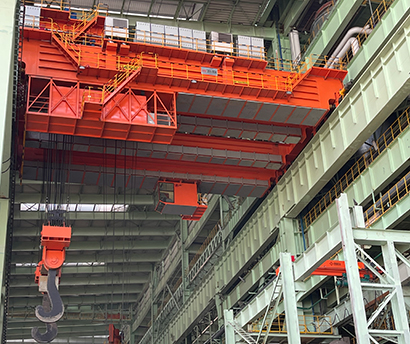 100 ton mostový žeriav