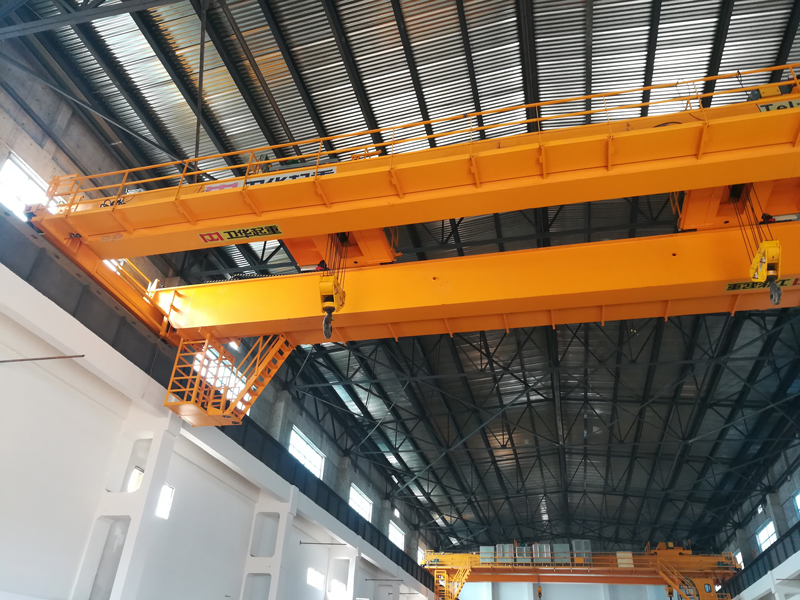 130 Cần cẩu dầm đôi tấn (Cần cẩu EOT)