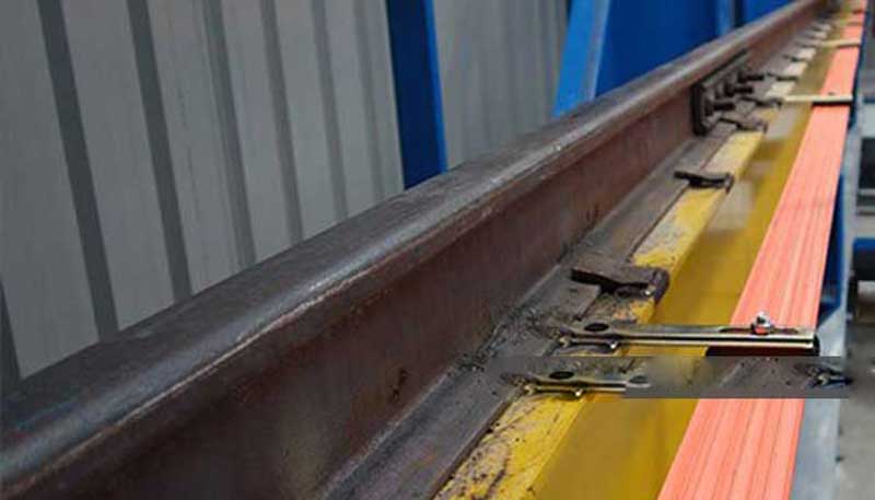 Detailed specifications for crane track installation and laying