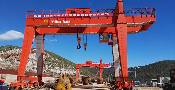 What is the lifespan of a gantry crane?