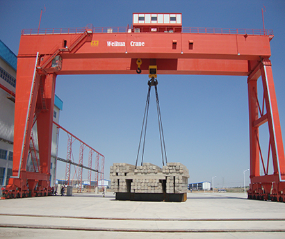 gantry cranes used outdoors